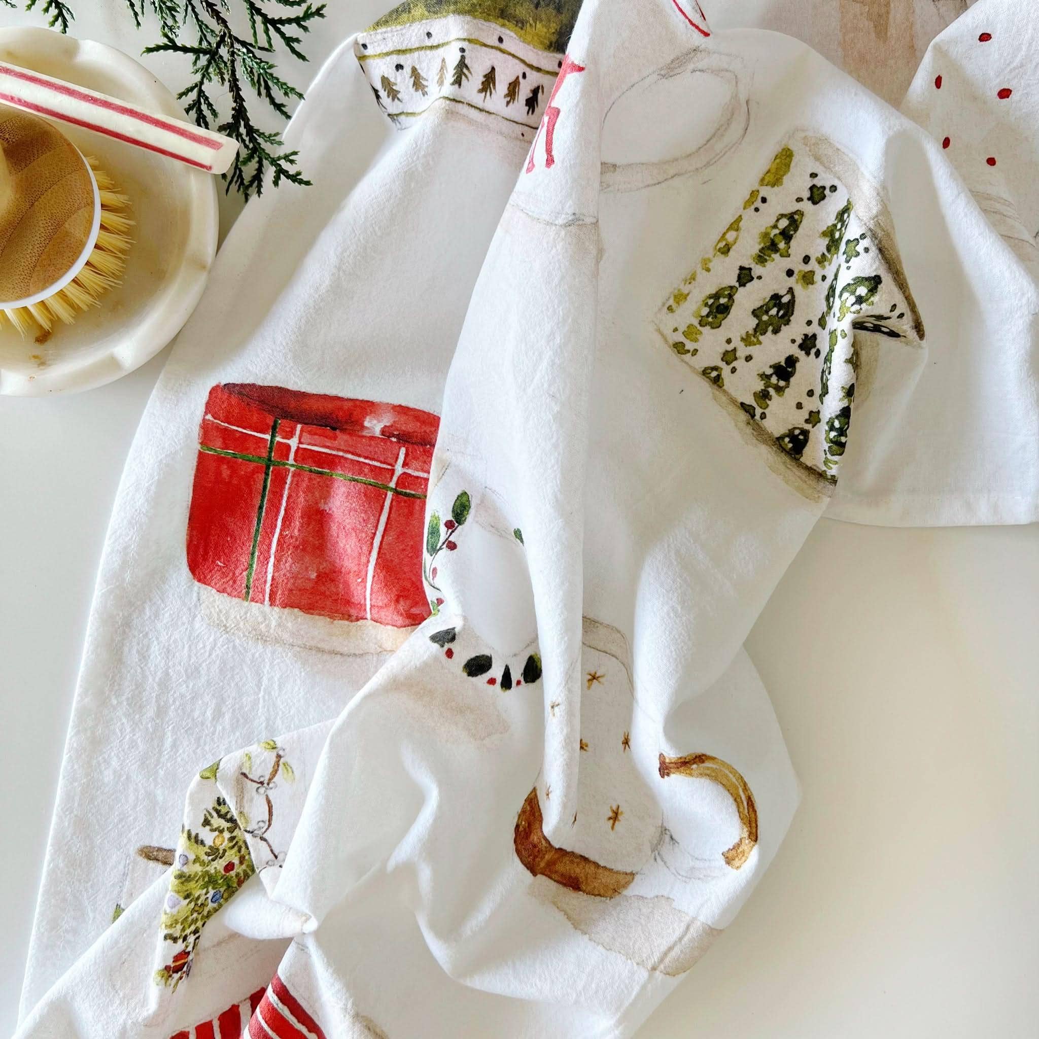Christmas mugs cotton flour sack tea towel