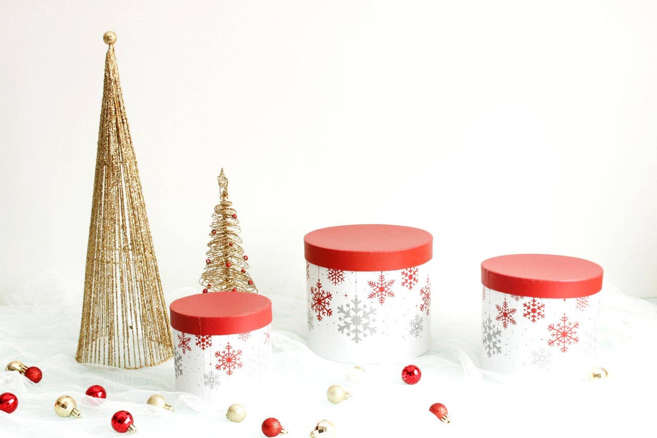 Holiday Round Hat Flower Box: Red & White Snowflakes / Medium