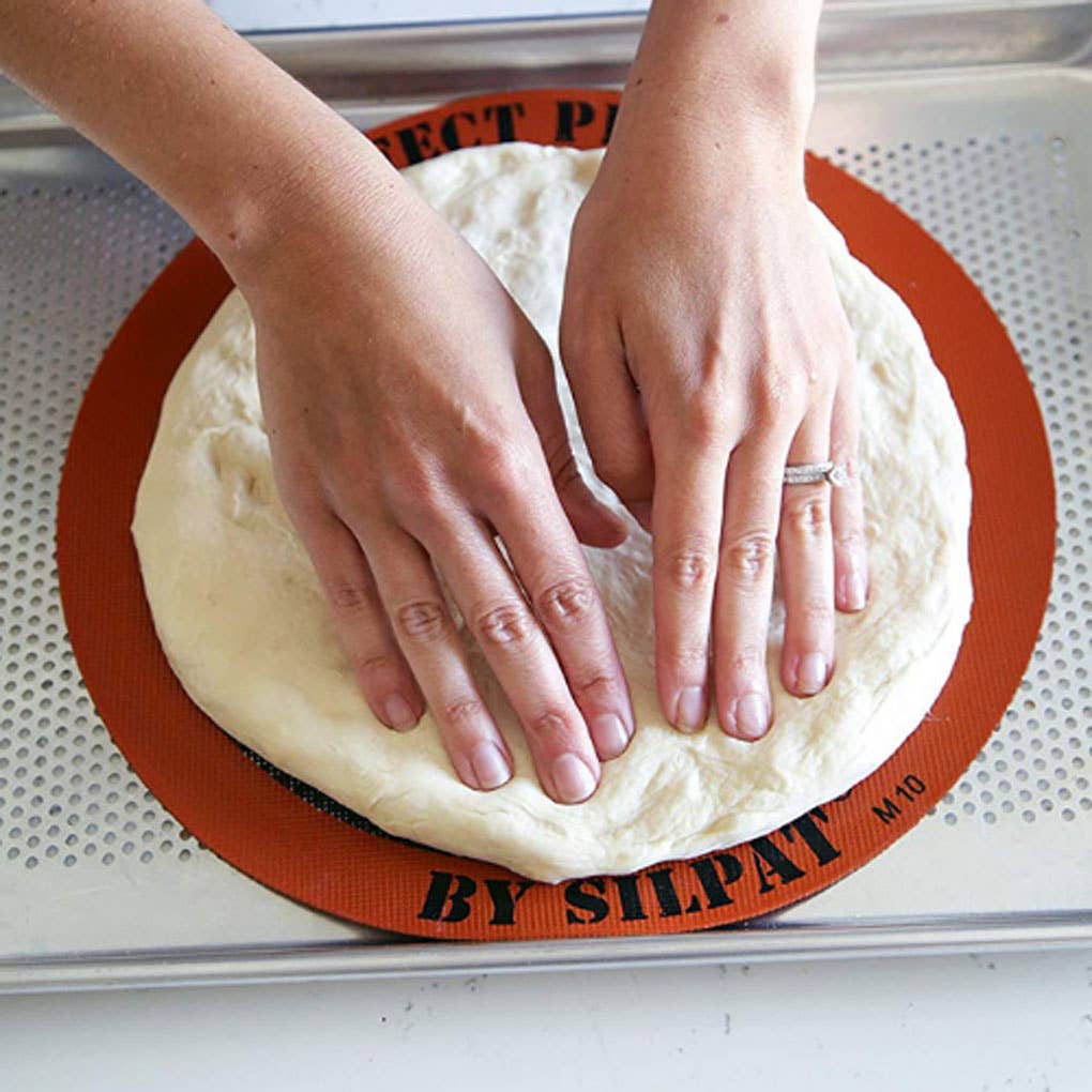 SILPAT® Perfect Pizza Perforated Baking Mat - 12