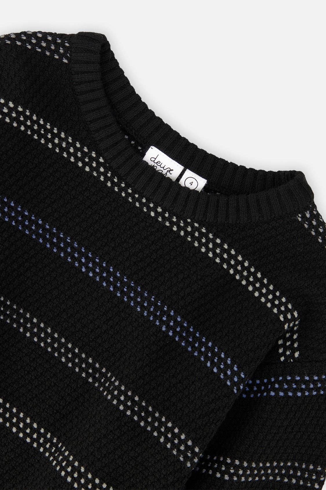 Sweater Black: 7