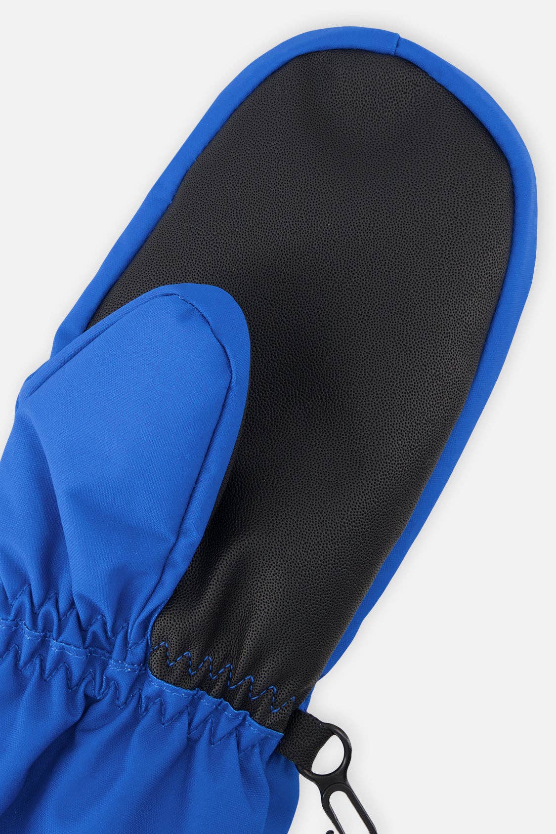 Play Winter Mittens Blue: 8/10