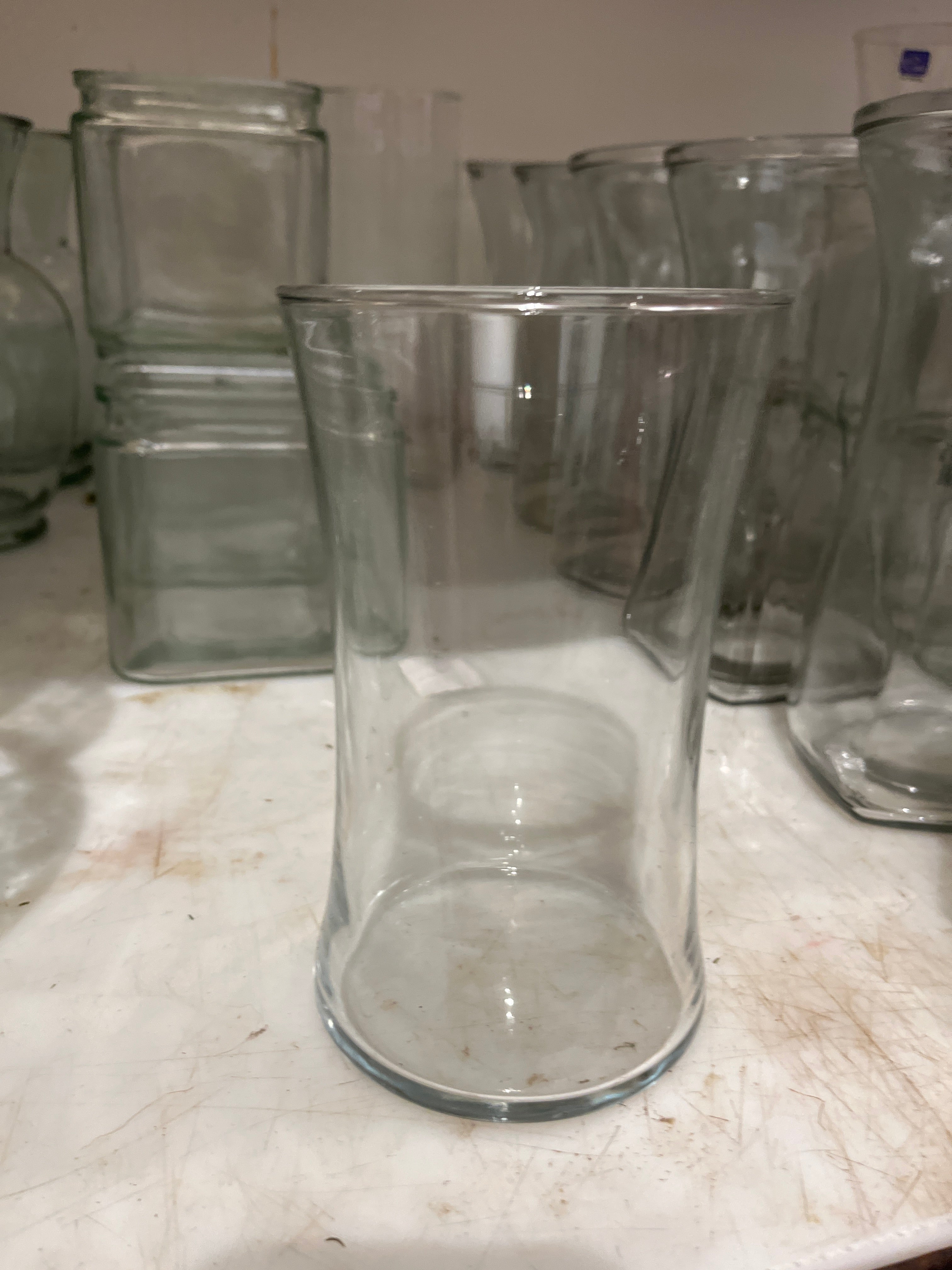 Clear vase short