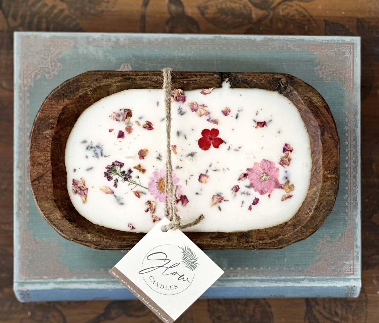 Dough bowl candle with dried flowers