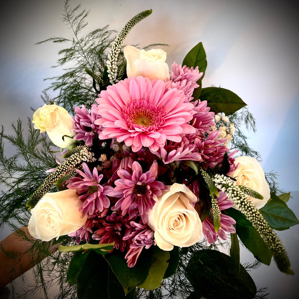 Assorted Blush - Sweet and Cheerful Bouquet